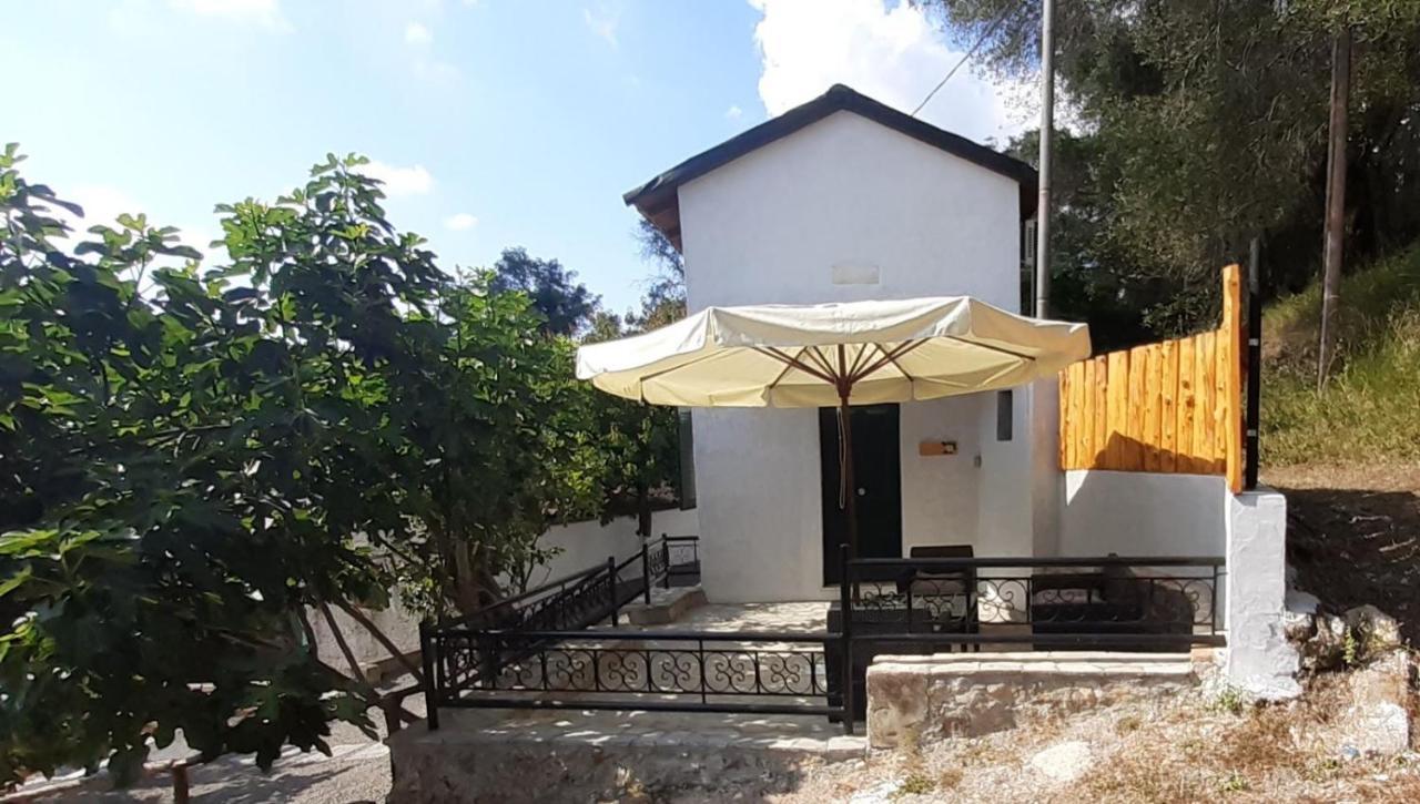 White Manolia Cottage Kato Korakiana المظهر الخارجي الصورة
