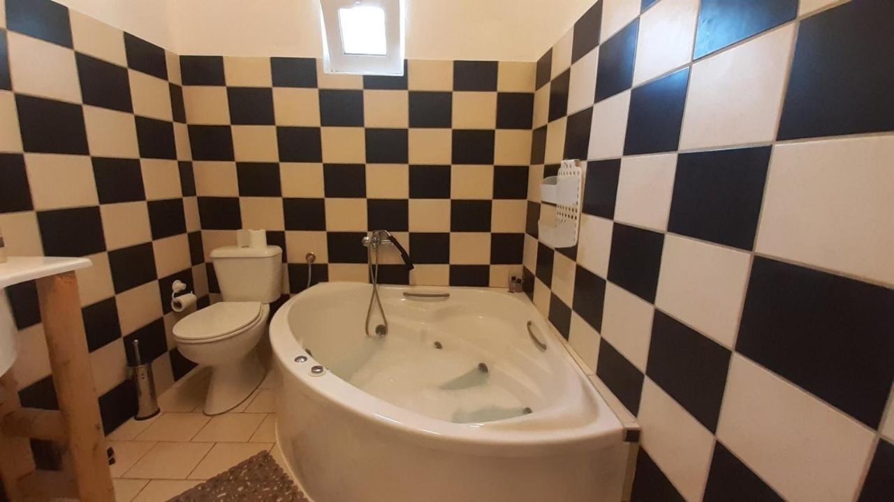 White Manolia Cottage Kato Korakiana المظهر الخارجي الصورة